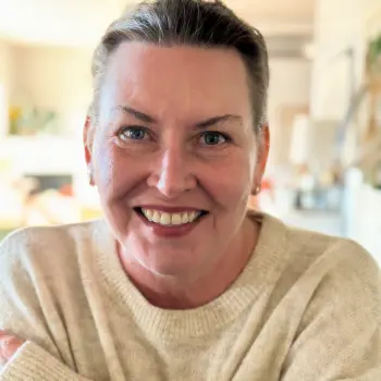 Angie Carigon profile picture